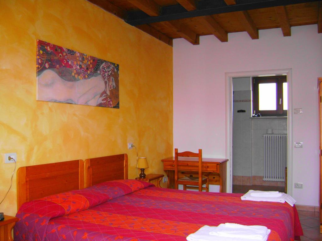 Agriturismo Le Sigalette Hotel Salionze Kamer foto